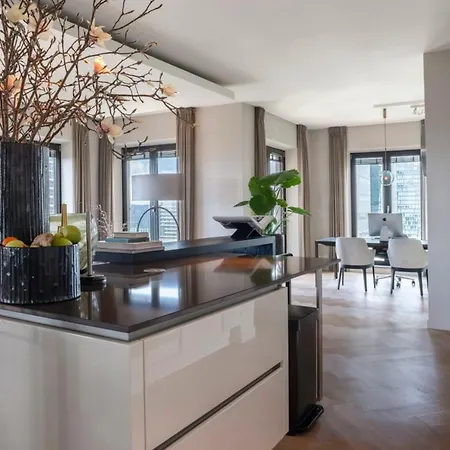 Luxury Penthouse 2bdr At Zuidas Business *